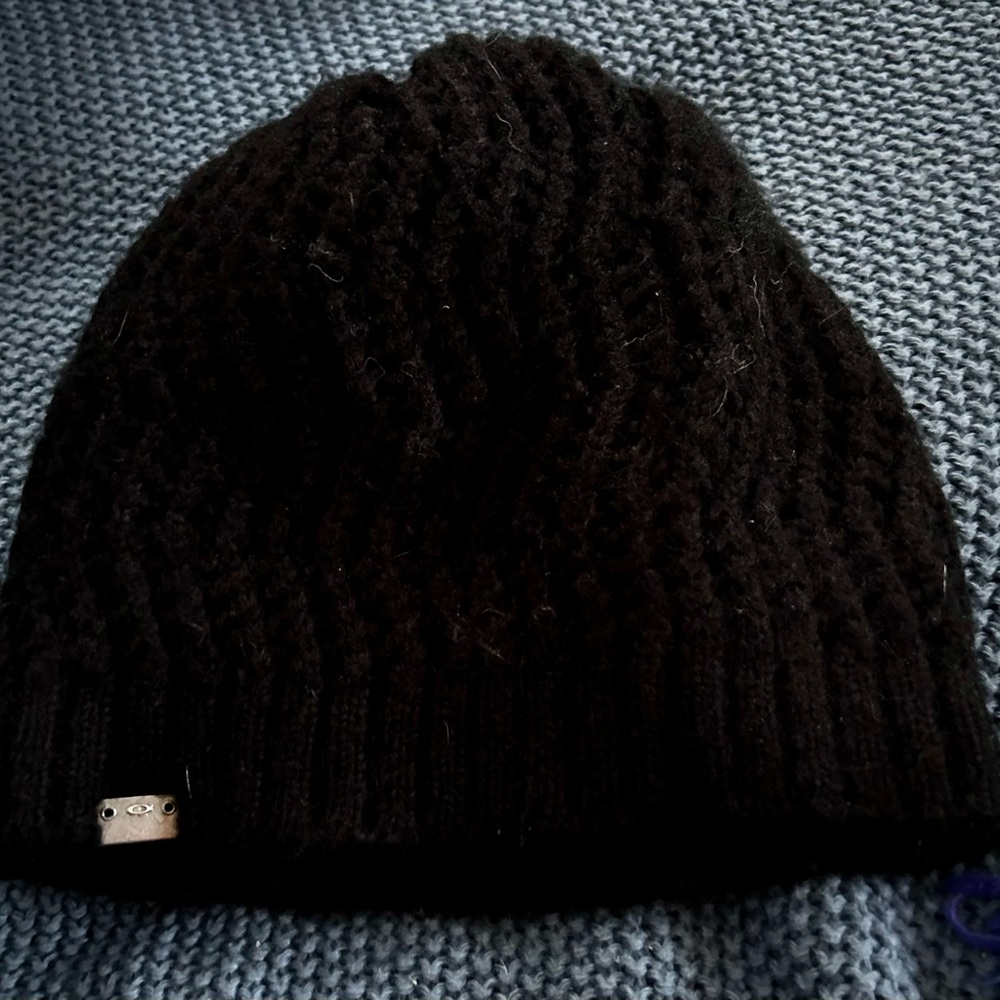 Unisex black knit Oakley slouch beanie